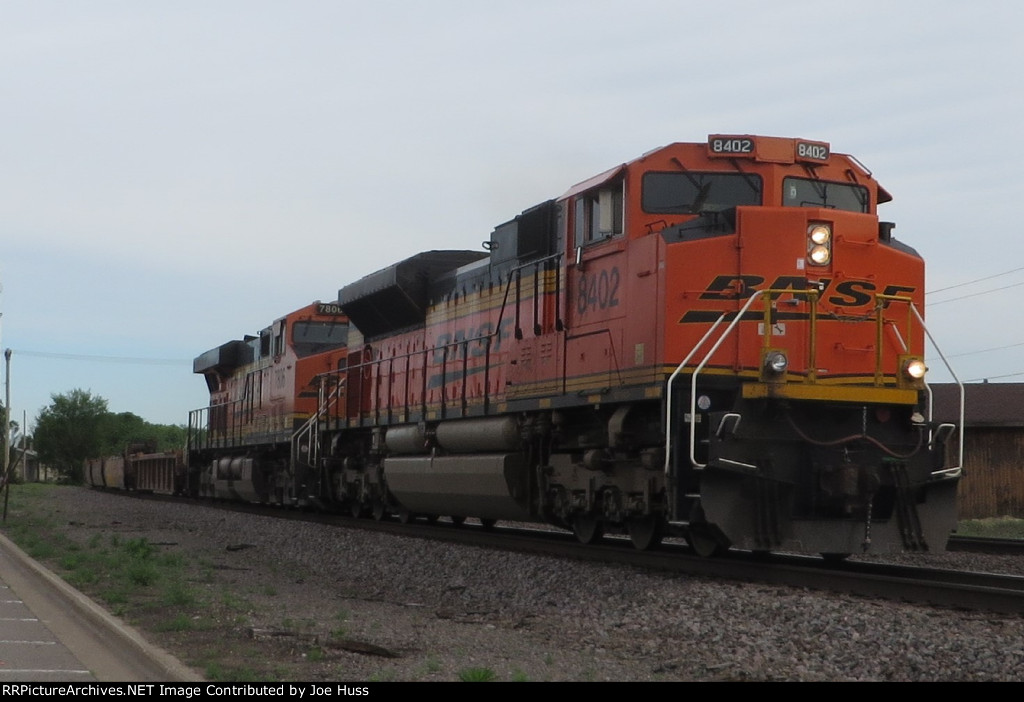 BNSF 8402 East